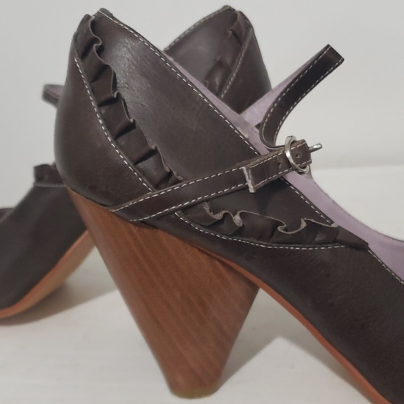 N.Y.L.A Sonia Brown Leather Heels Size 8 - Picture 6 of 7